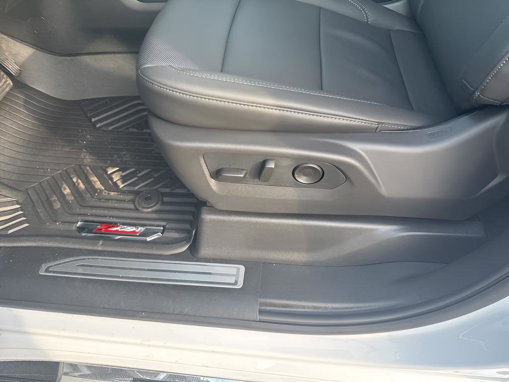 New 2026 Chevrolet Silverado 1500 LTZ w/ LTZ Premium Package image 13
