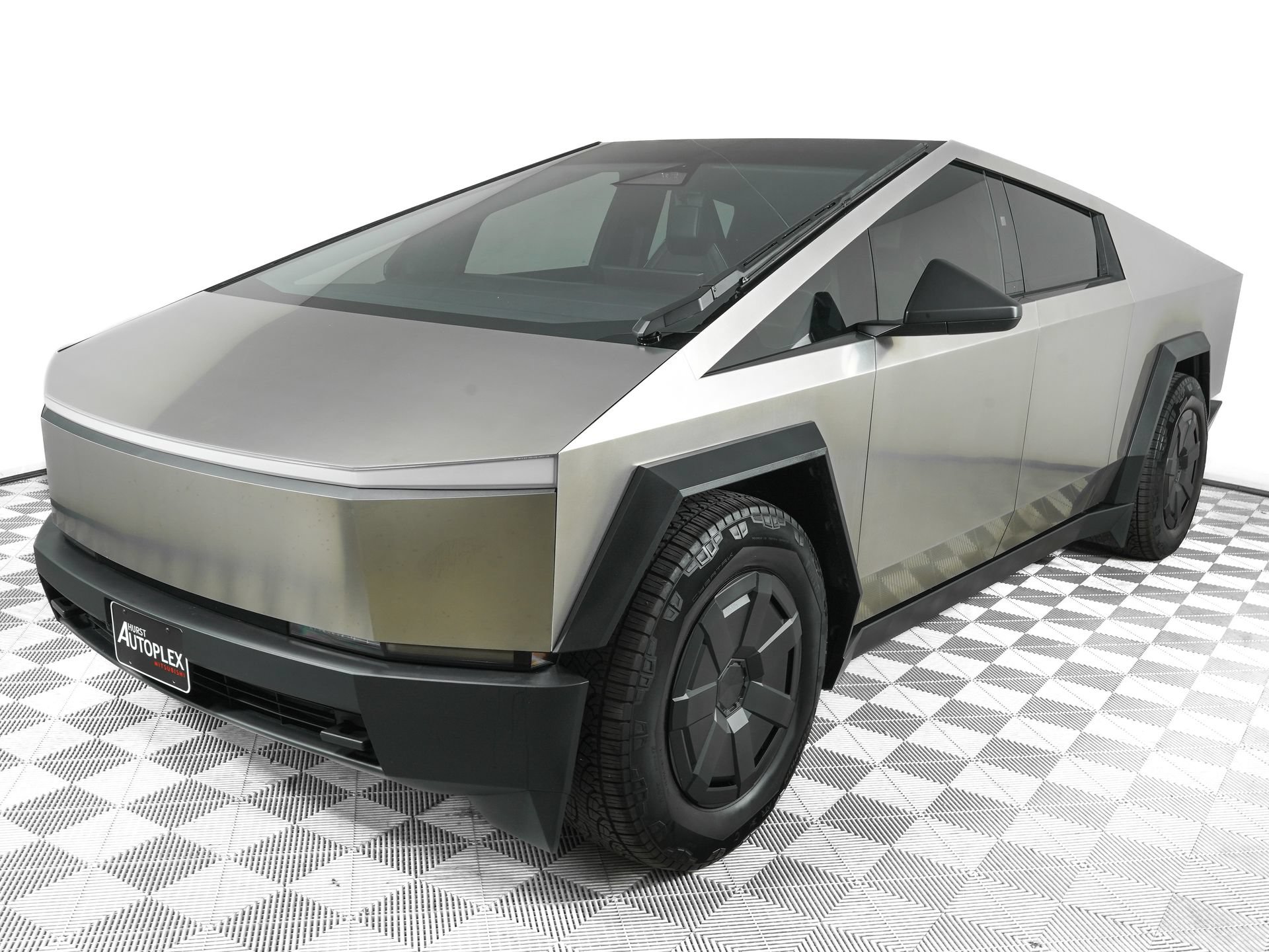 Used 2024 Tesla Cybertruck AWD Crew Cab image 8