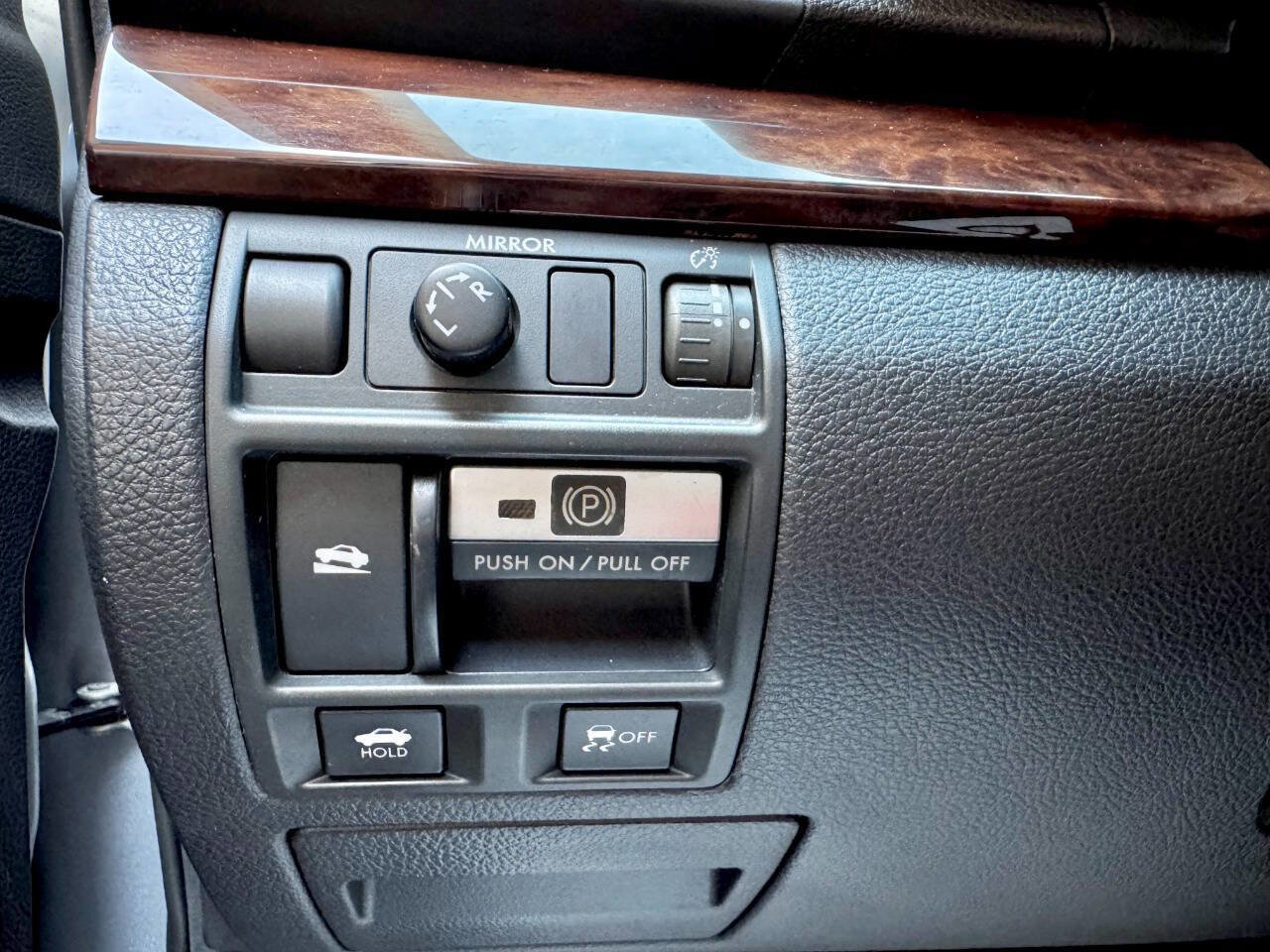 Used 2013 Subaru Legacy 2.5i Limited image 25