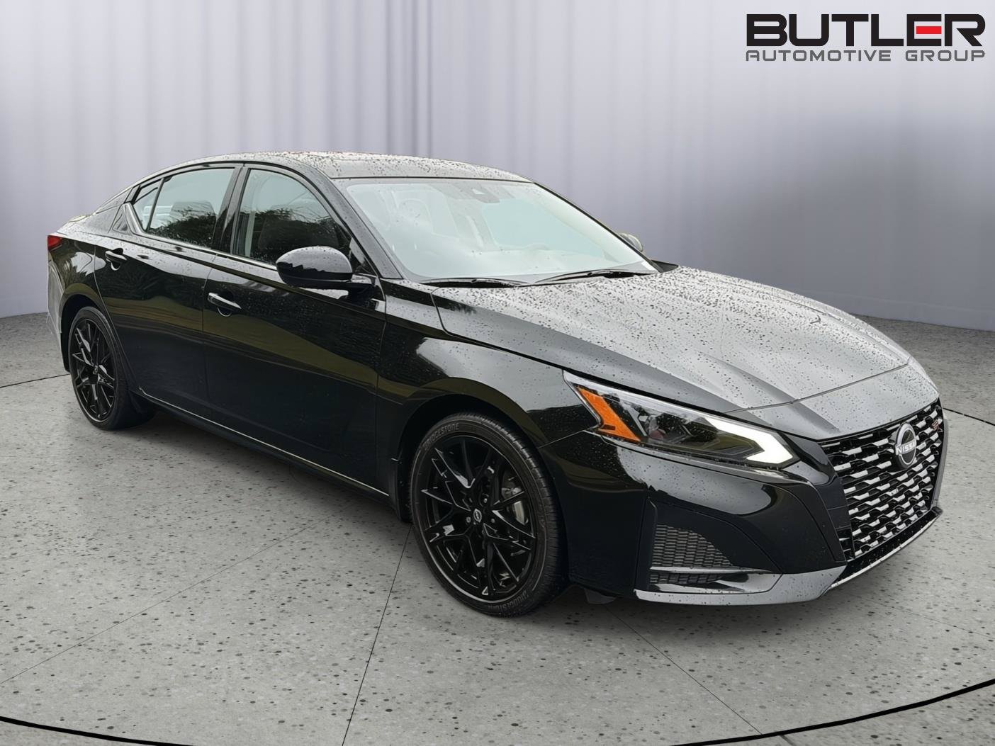 New 2026 Nissan Altima 2.5 SR w/ SR Midnight Edition Package FWD image 9