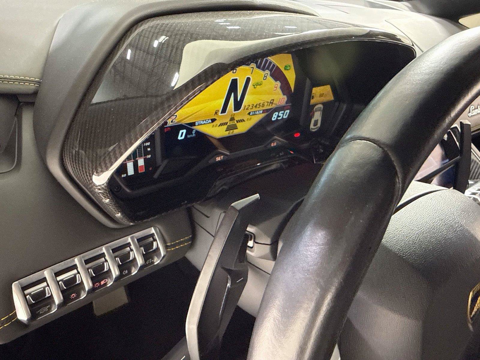Used 2017 Lamborghini Aventador LP 700-4 AWD/4WD image 22
