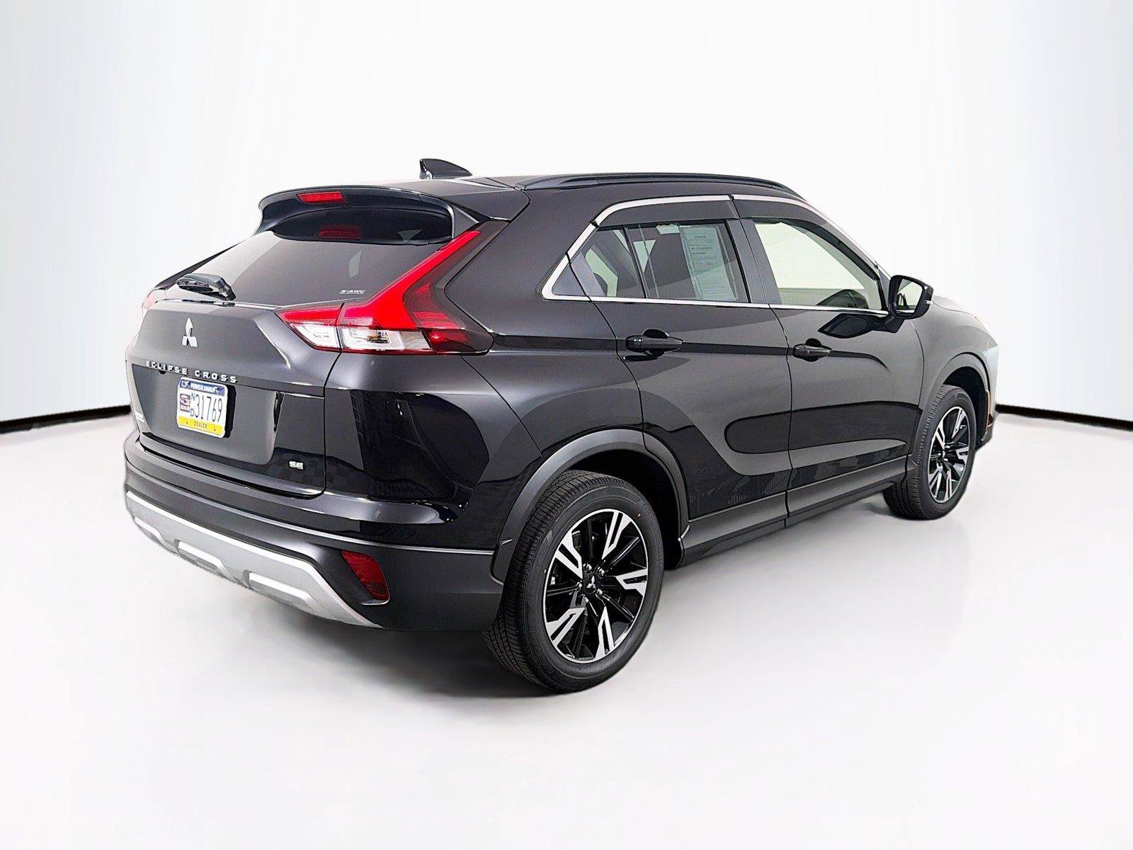 Used 2025 Mitsubishi Eclipse Cross SE AWD/4WD image 11