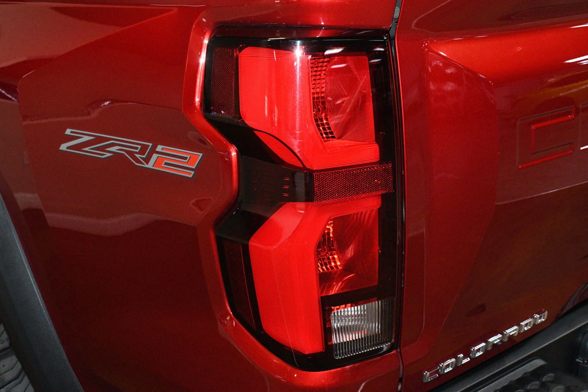 Used 2025 Chevrolet Colorado ZR2 w/ Technology Package AWD/4WD image 60