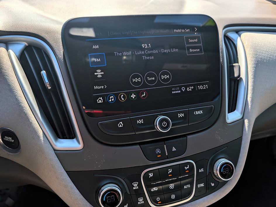 Used 2024 Chevrolet Malibu LT FWD image 25