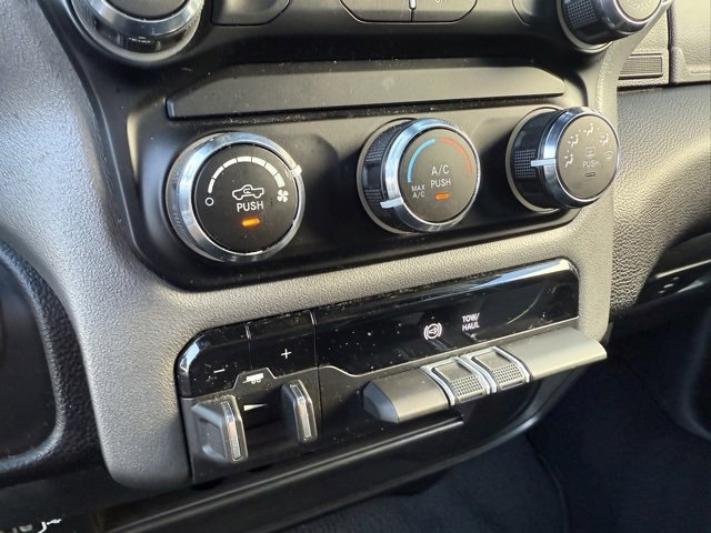 Used 2024 RAM 3500 Big Horn image 22
