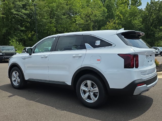 New 2026 Kia Sorento LX FWD image 3