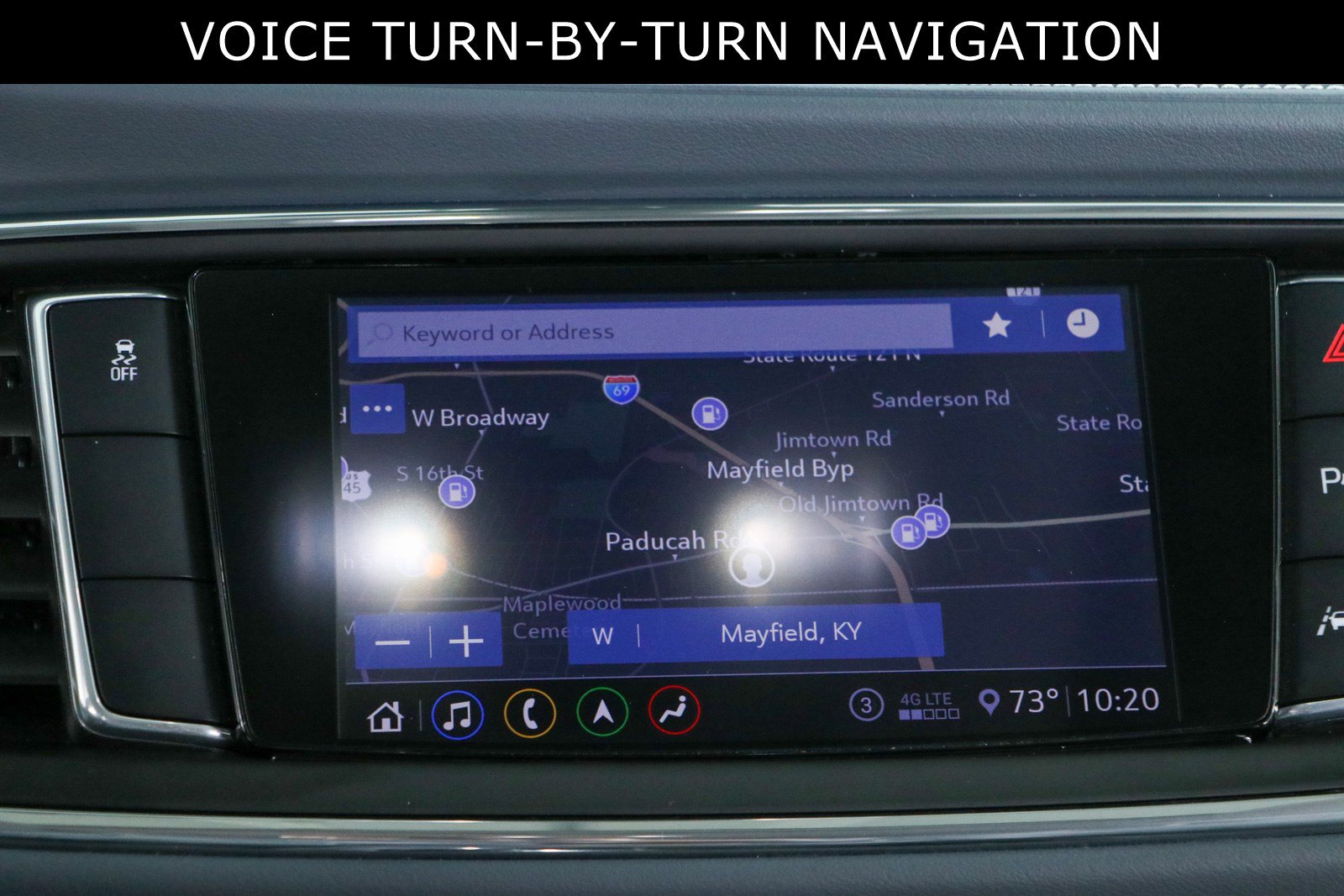 Used 2020 Buick Enclave Premium w/ Sun and Sites Package FWD image 18