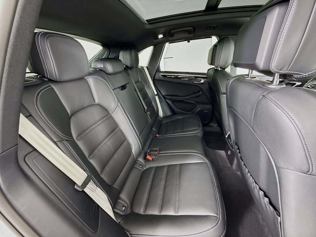 New 2026 Porsche Macan S AWD/4WD image 29
