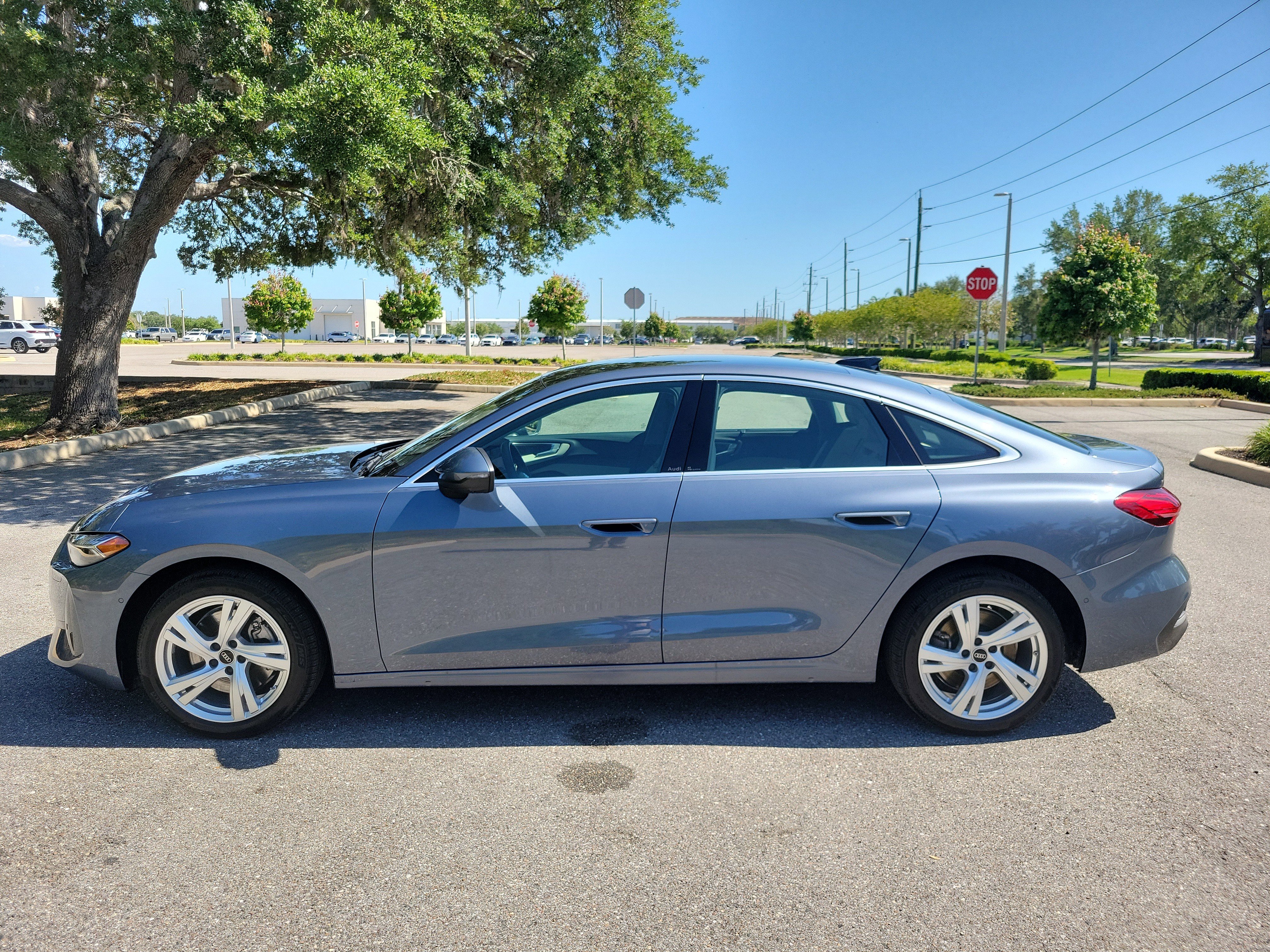 Used 2025 Audi A5 2.0T Premium Plus w/ Premium Plus AWD/4WD image 7