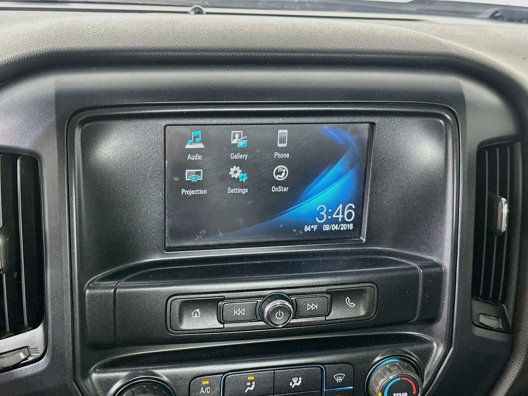 Used 2018 Chevrolet Silverado 1500 Custom w/ Custom Value Package RWD image 19
