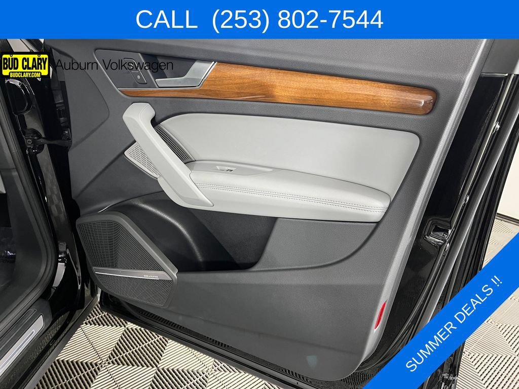 Used 2023 Audi Q5 2.0T Premium Plus w/ Premium Plus Package AWD/4WD image 15
