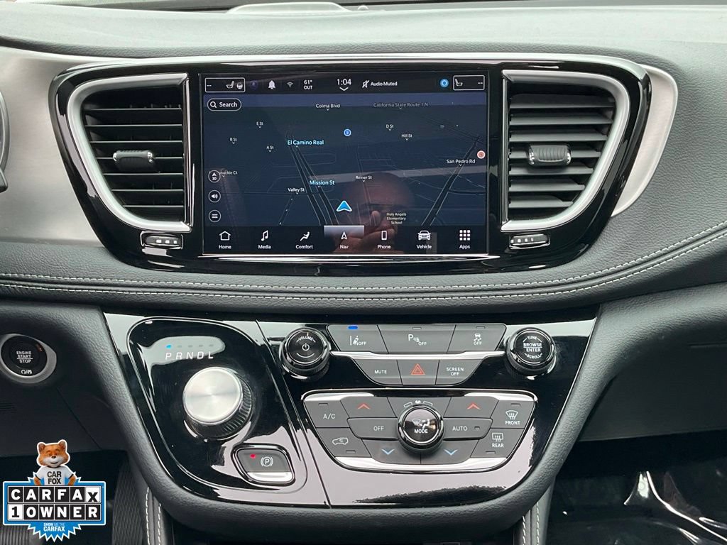Used 2023 Chrysler Pacifica Limited w/ Uconnect Theater Family Group FWD image 46