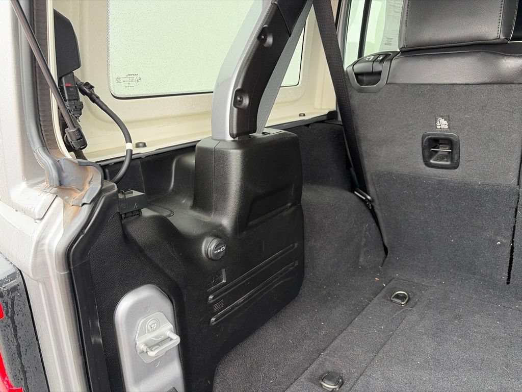 Used 2020 Jeep Wrangler Unlimited Rubicon AWD/4WD image 25