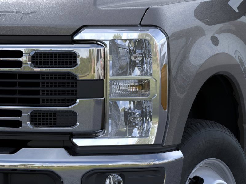 New 2026 Ford F350 XL AWD/4WD image 18