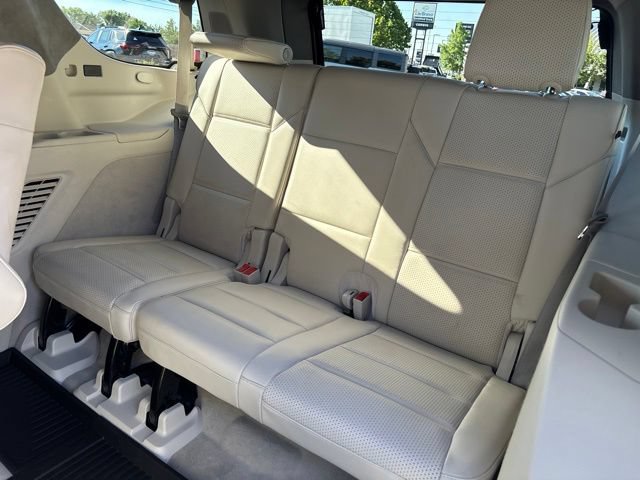 Used 2022 Cadillac Escalade Sport Platinum w/ LPO, ONYX Package AWD/4WD image 20