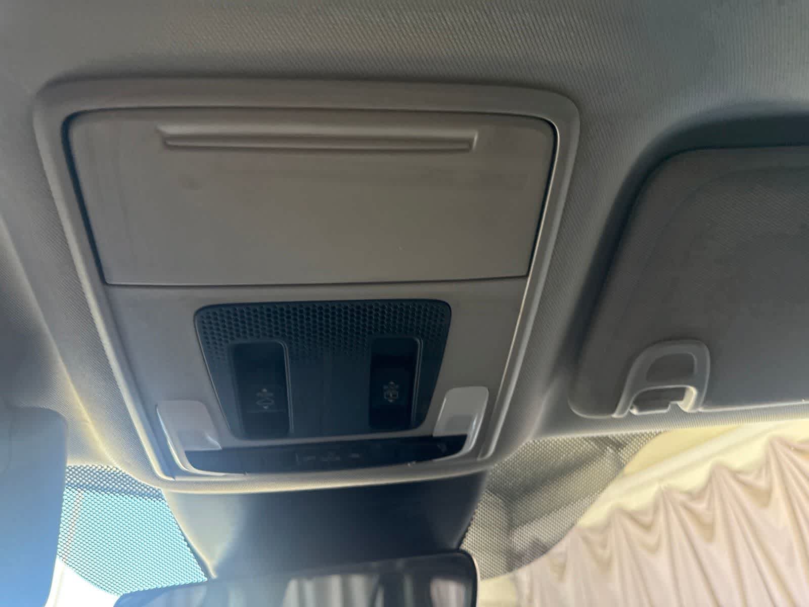Used 2024 Honda Pilot Elite image 23