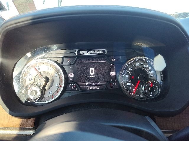 Used 2021 RAM 2500 Limited image 12