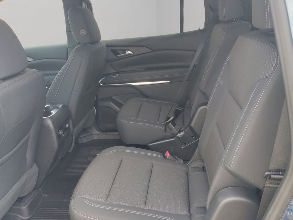New 2026 Chevrolet Traverse LT w/ LPO, Floor Liner Package image 9