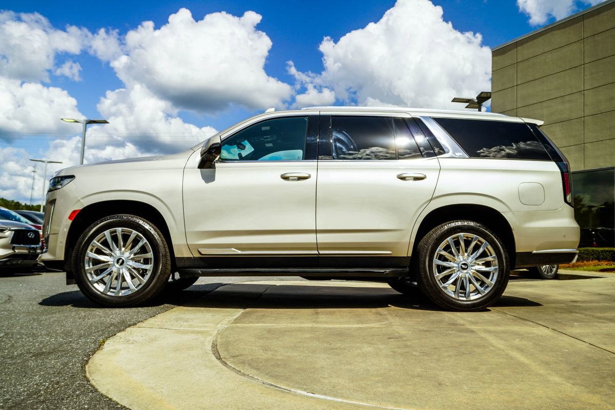 Used 2022 Cadillac Escalade Premium Luxury image 9