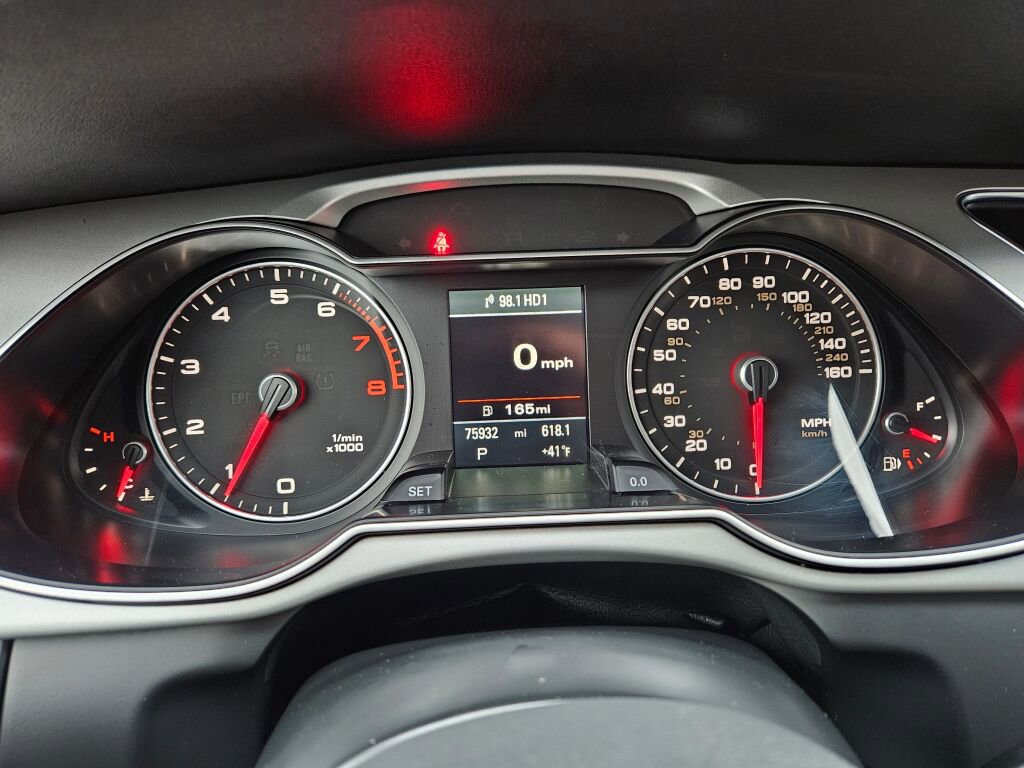 Used 2016 Audi A4 2.0T Premium Plus w/ Technology Package image 3