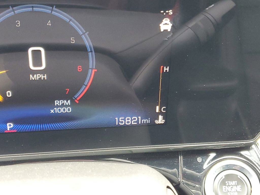 Certified 2025 Chevrolet Trax RS w/ Driver Confidence Package image 10