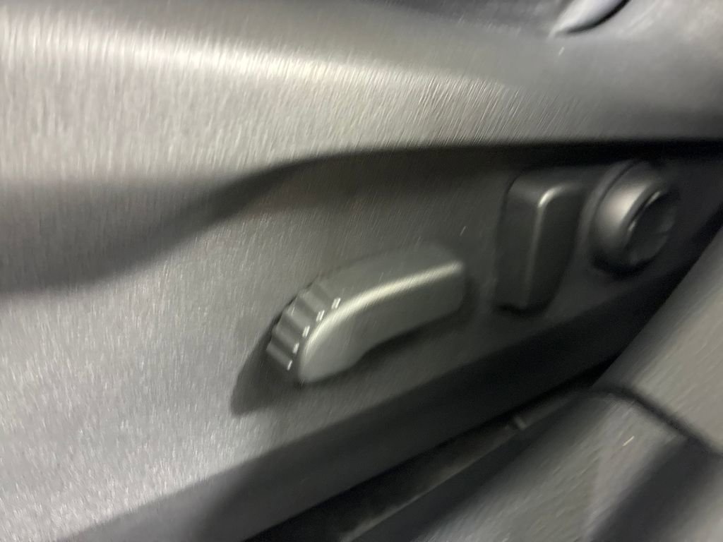 Certified 2023 Subaru Outback Limited image 25