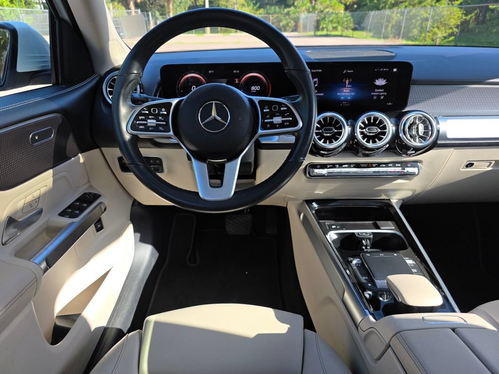 Used 2022 Mercedes-Benz GLB 250 image 7