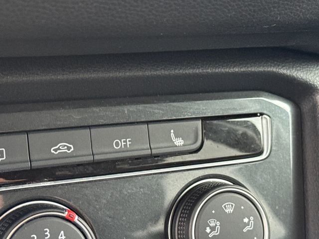 Used 2022 Volkswagen Tiguan S image 21