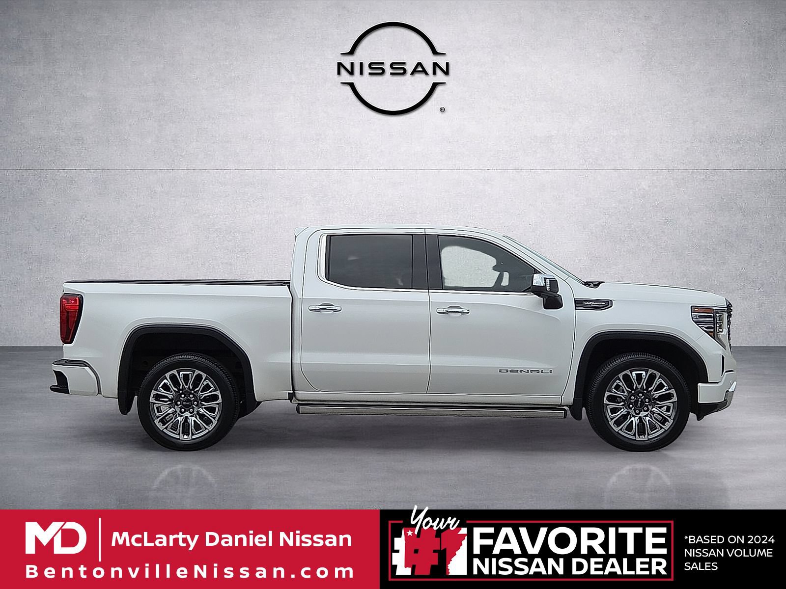 Used 2024 GMC Sierra 1500 Denali Ultimate AWD/4WD image 6