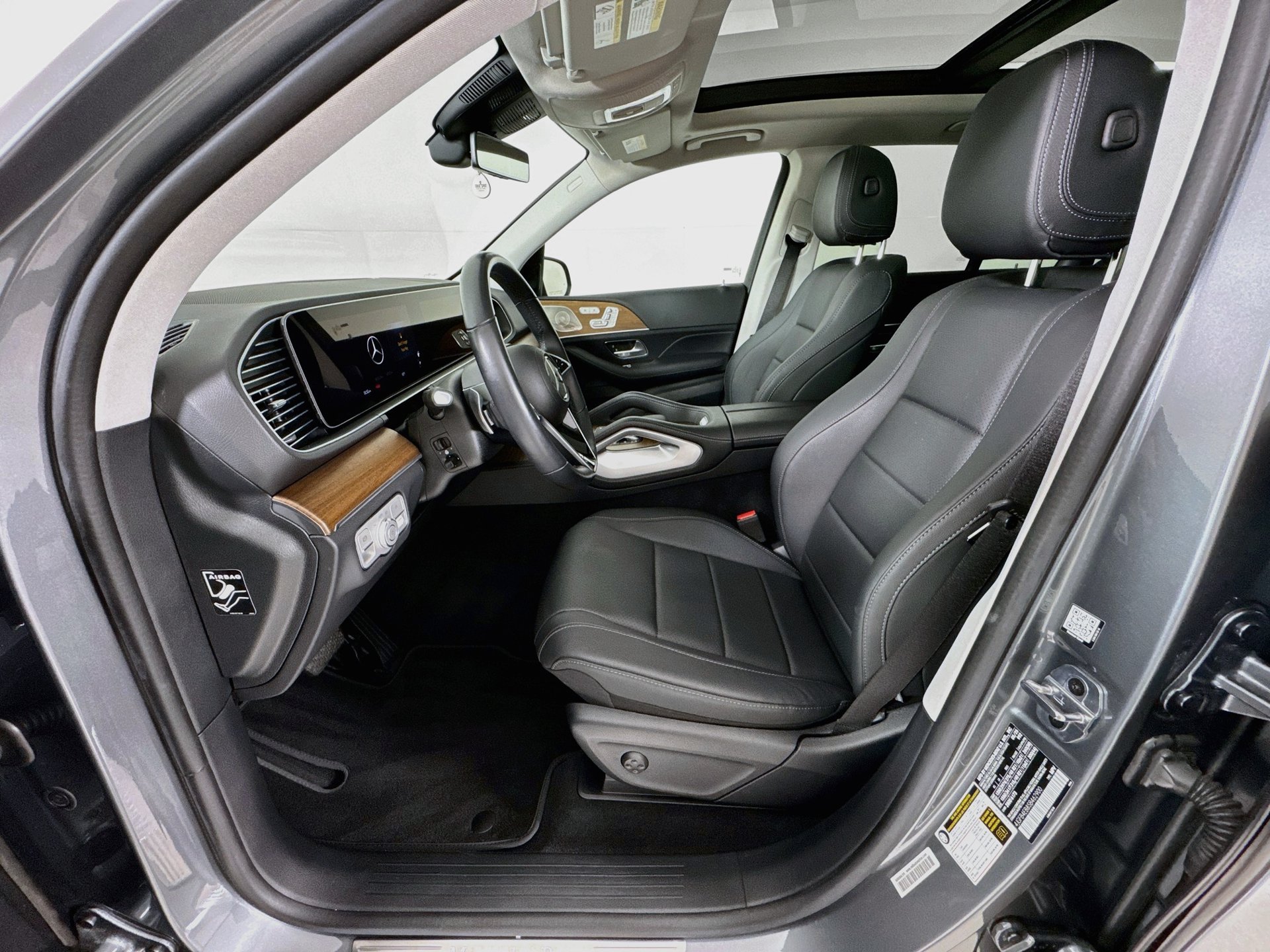 Certified 2025 Mercedes-Benz GLE 350 4MATIC image 23