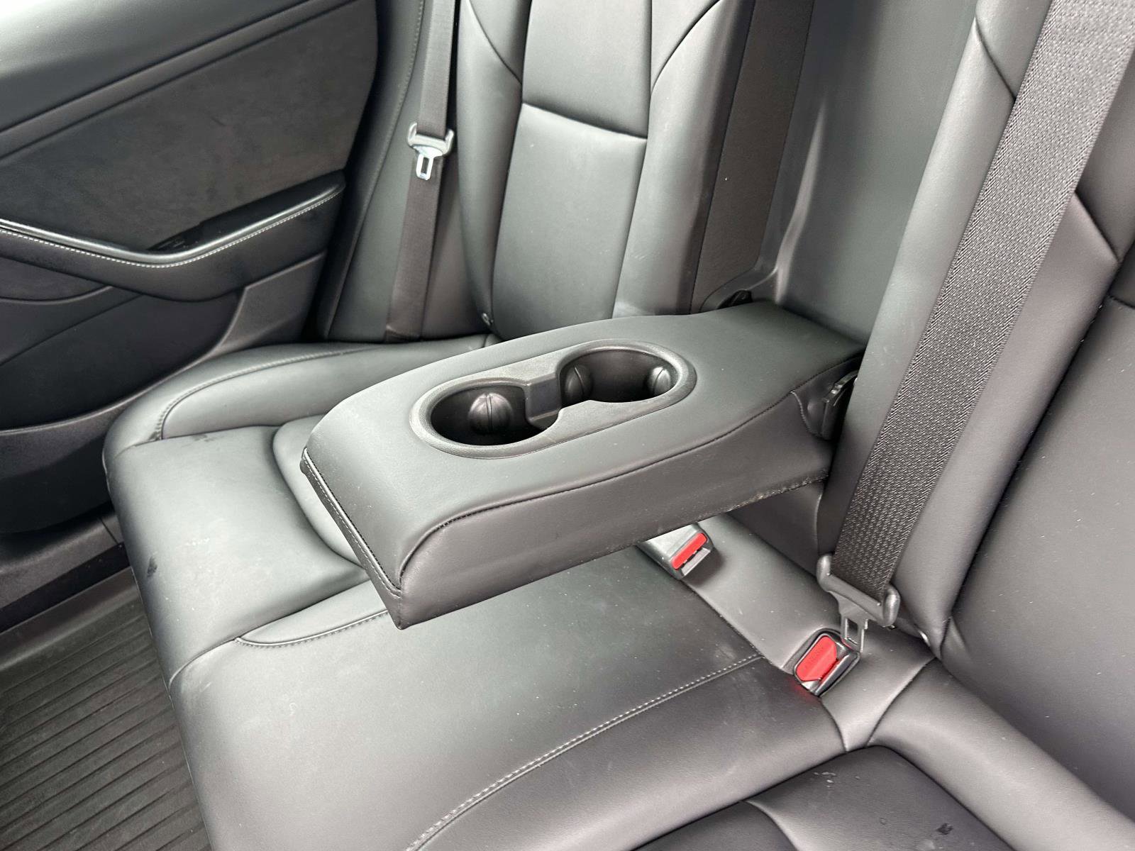 Used 2021 Tesla Model 3 Long Range AWD/4WD image 18