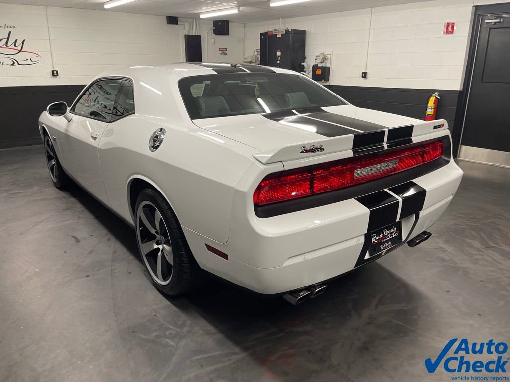 Used 2014 Dodge Challenger SRT8 image 7