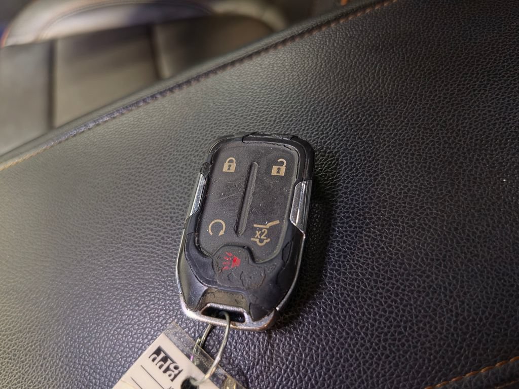 Used 2020 GMC Acadia AT4 AWD/4WD image 9
