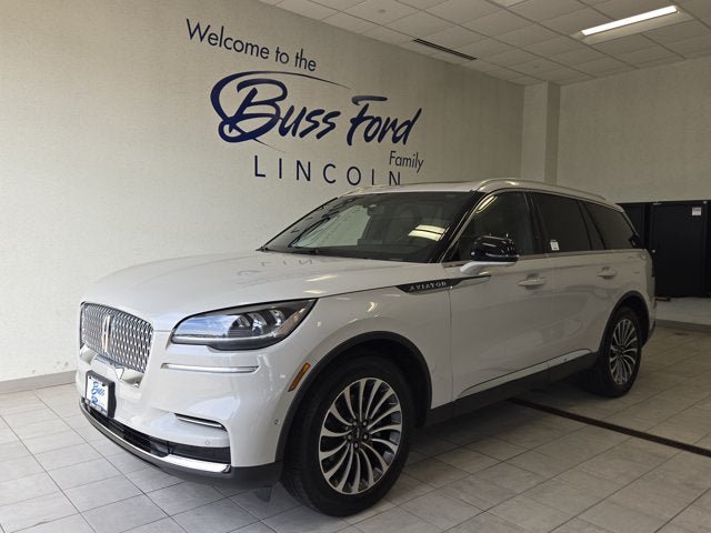 Used 2022 Lincoln Aviator Reserve AWD/4WD image 1