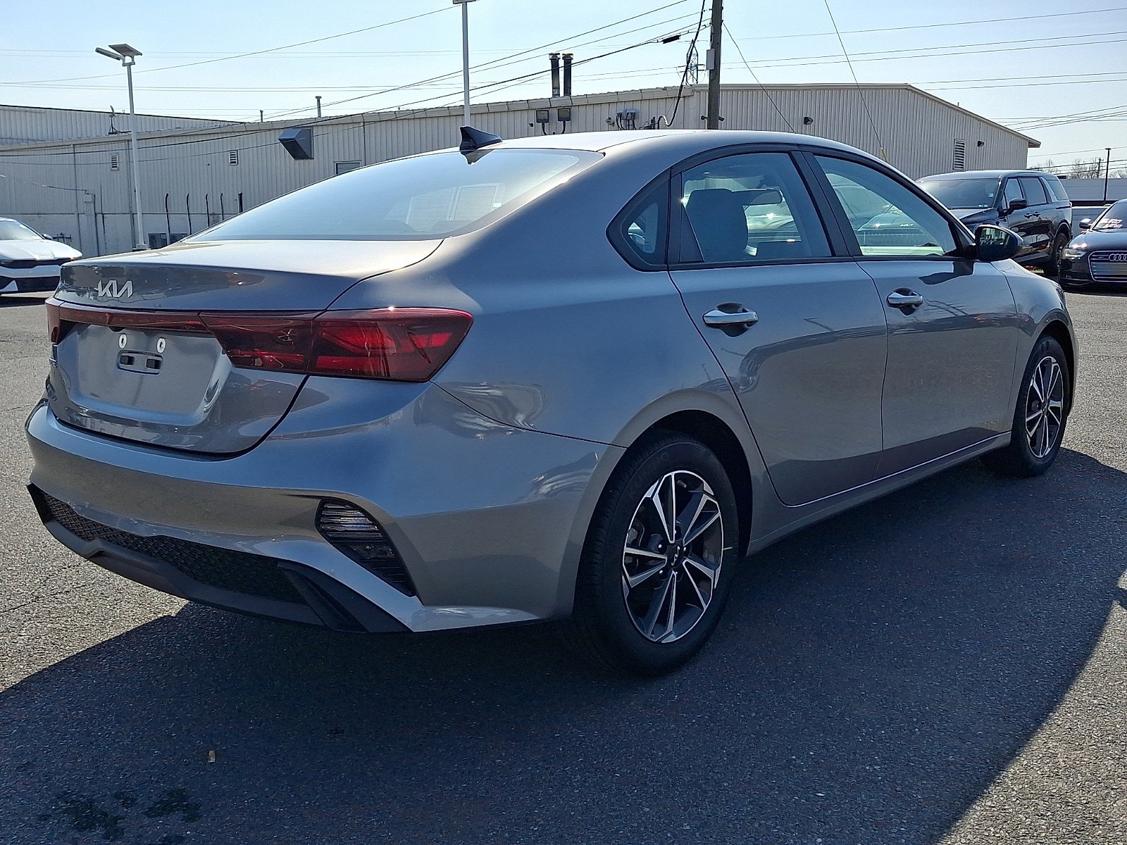 Used 2024 Kia Forte LXS image 4