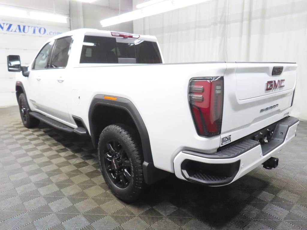 Used 2025 GMC Sierra 2500 AT4 w/ AT4 Premium Plus Package image 6