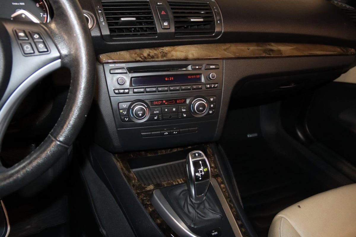 Used 2012 BMW 135i Convertible image 46