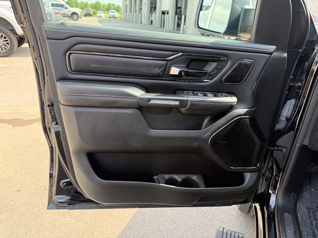 Used 2022 RAM 1500 Limited AWD/4WD image 6