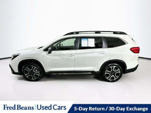 Used 2023 Subaru Ascent Limited w/ Technology Package AWD/4WD image 5