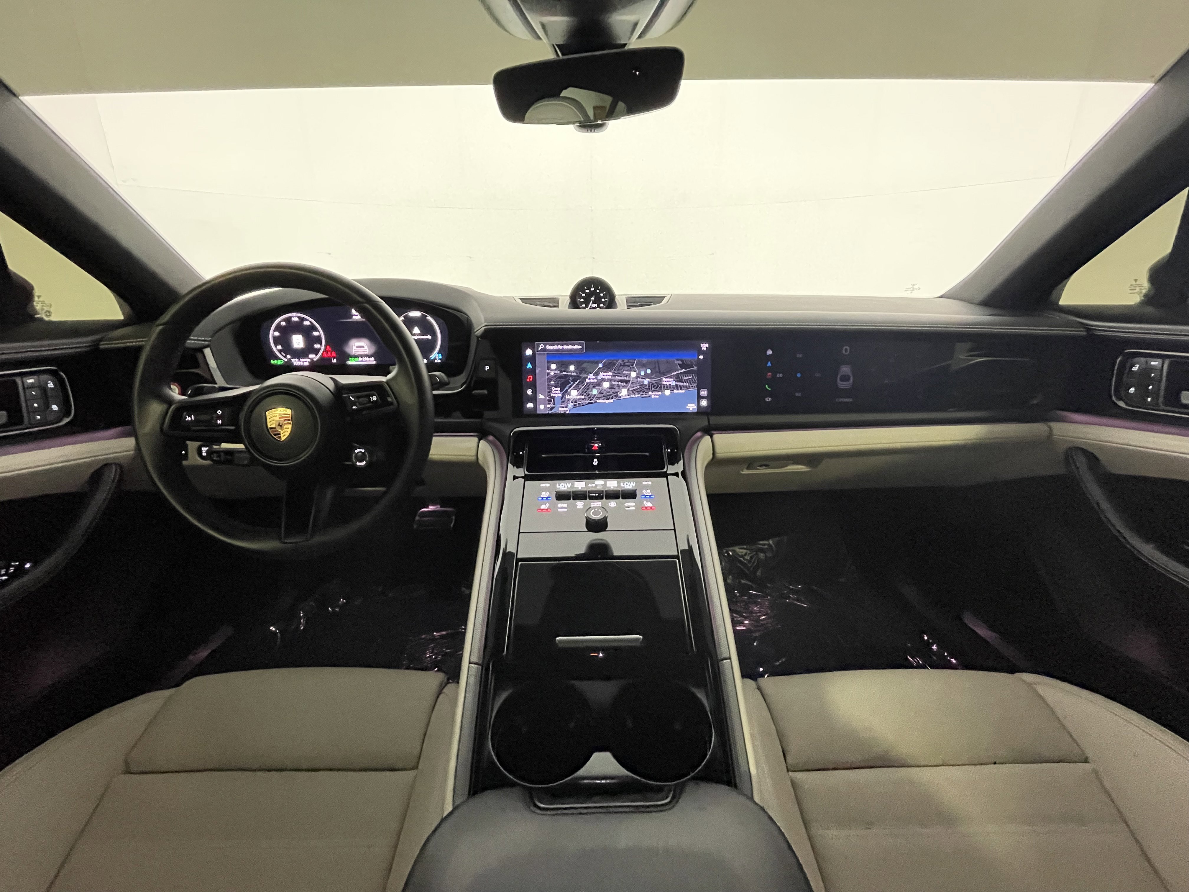 Certified 2025 Porsche Panamera 4S image 13