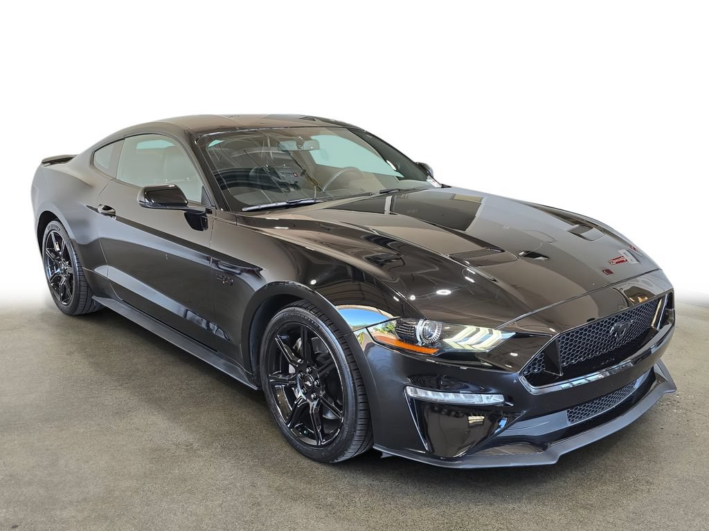 Used 2018 Ford Mustang GT Premium w/ Black Accent Package RWD image 3