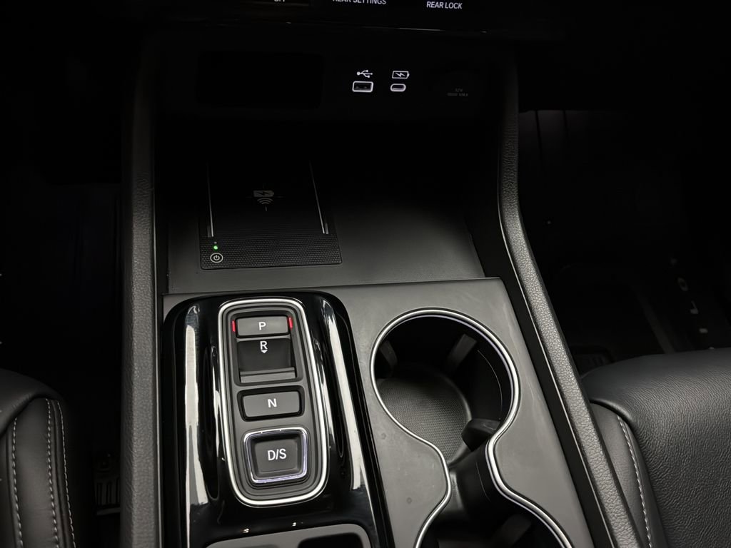 Certified 2023 Honda Pilot Touring image 33