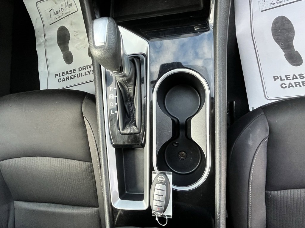 Used 2024 Nissan Altima 2.5 SV image 9