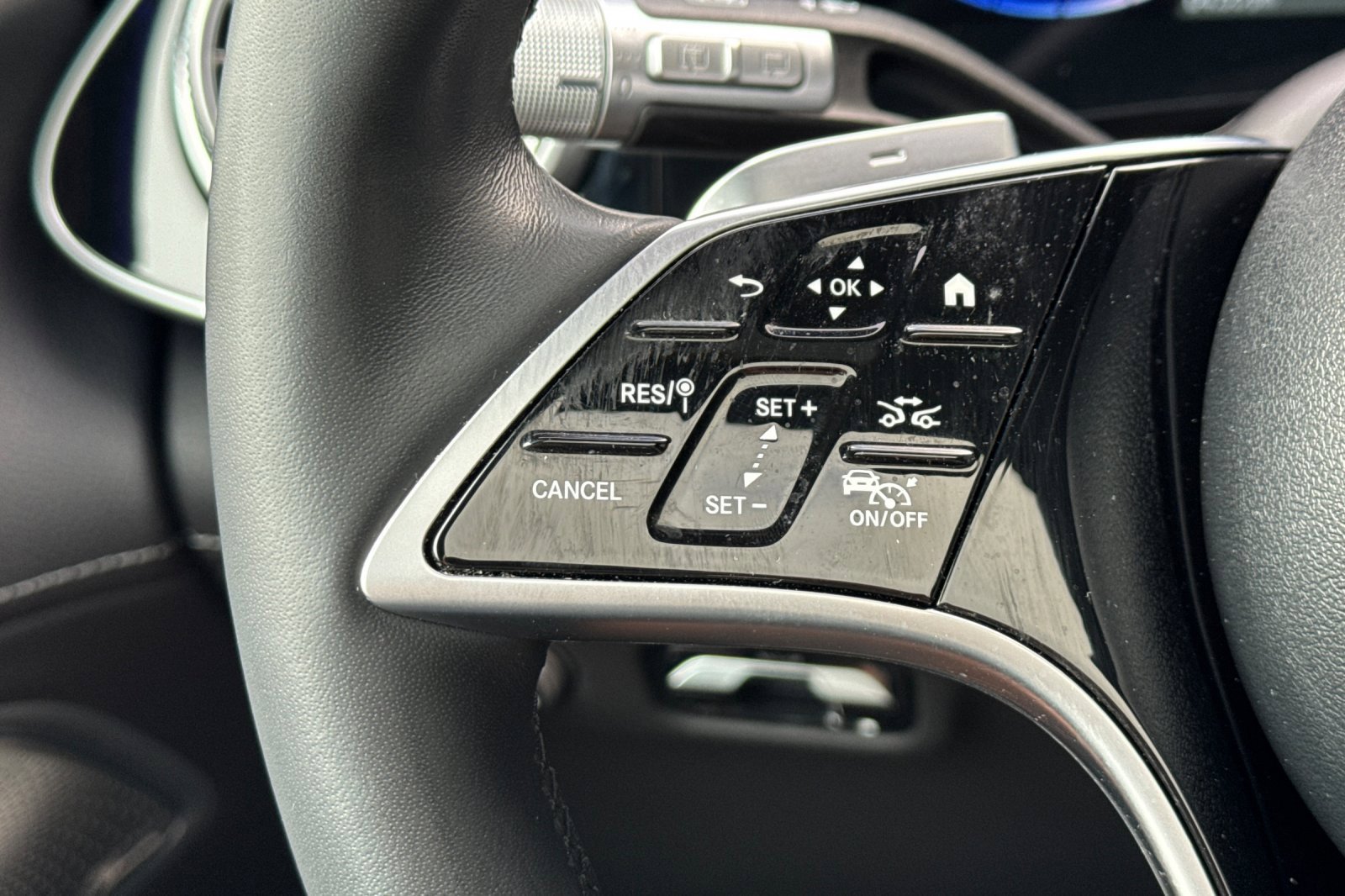 Certified 2024 Mercedes-Benz EQS 450+ 4MATIC SUV image 32