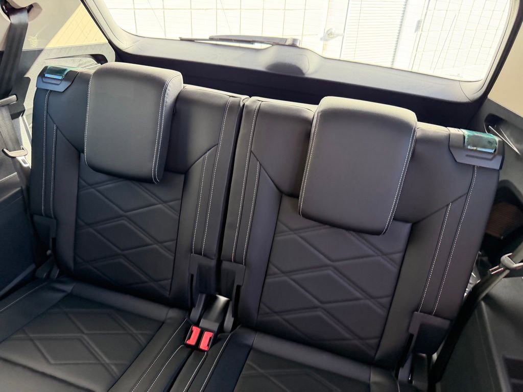 New 2026 Volkswagen Atlas SE image 17