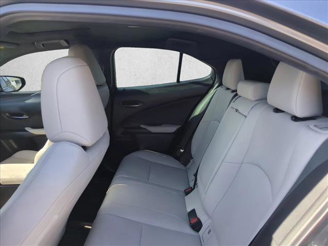 Used 2021 Lexus UX 250h w/ Premium Package AWD/4WD image 15