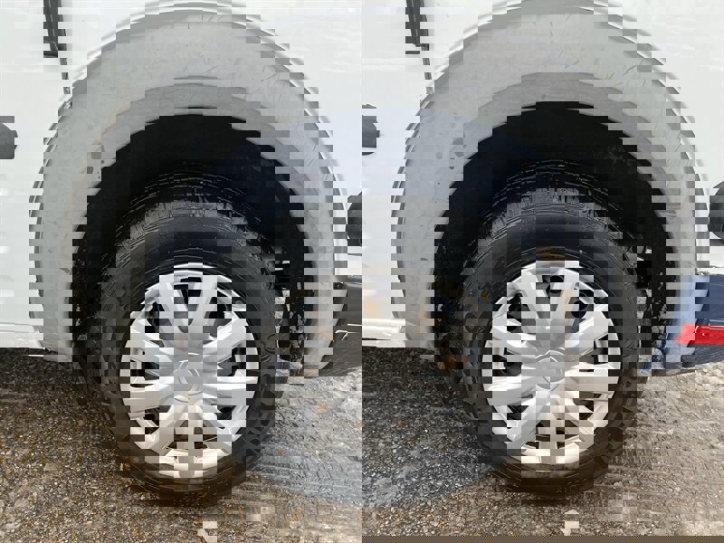 Used 2013 Ford Transit Connect XLT image 21