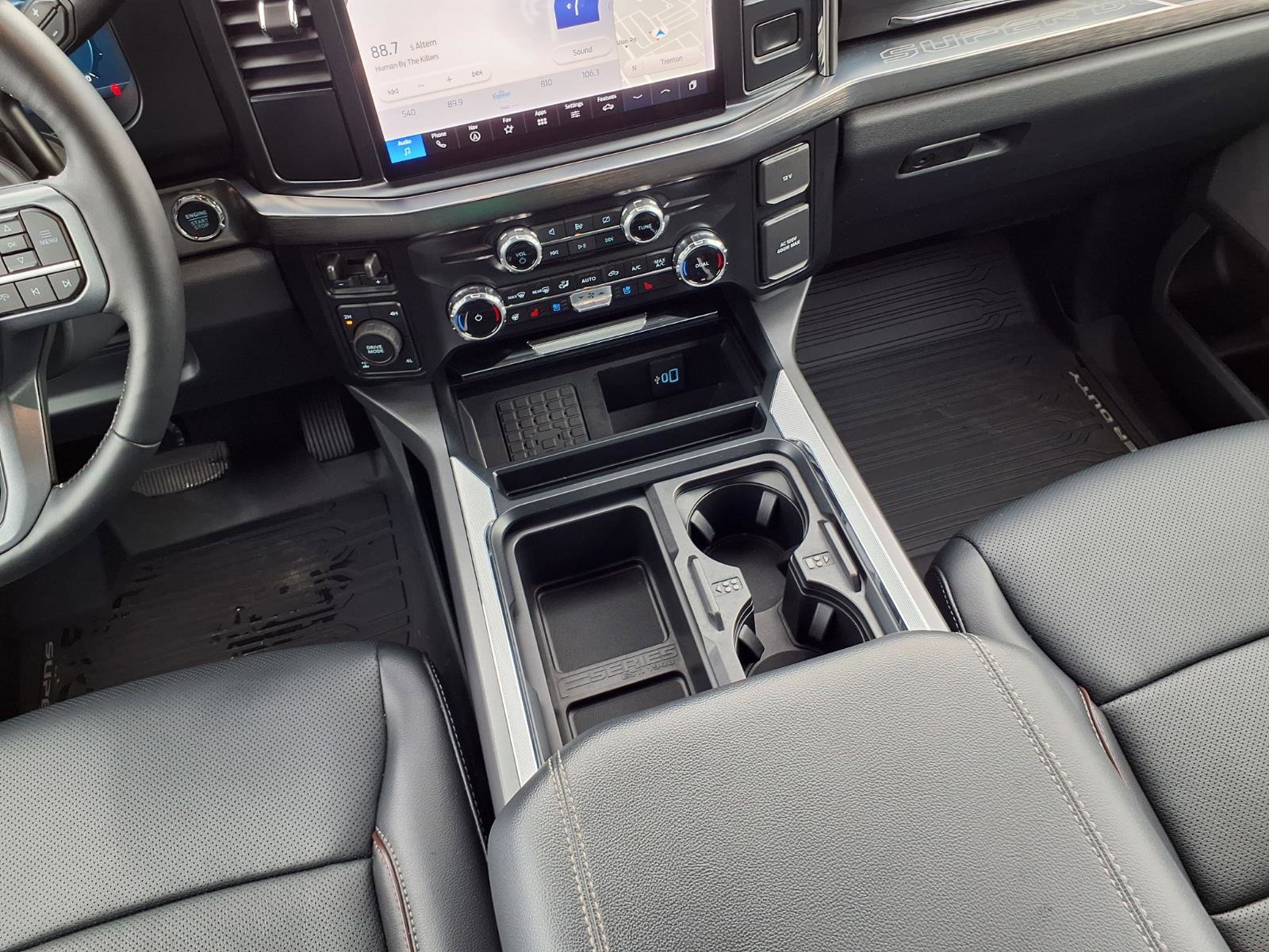 Used 2024 Ford F250 Lariat w/ Sport Appearance Package image 11