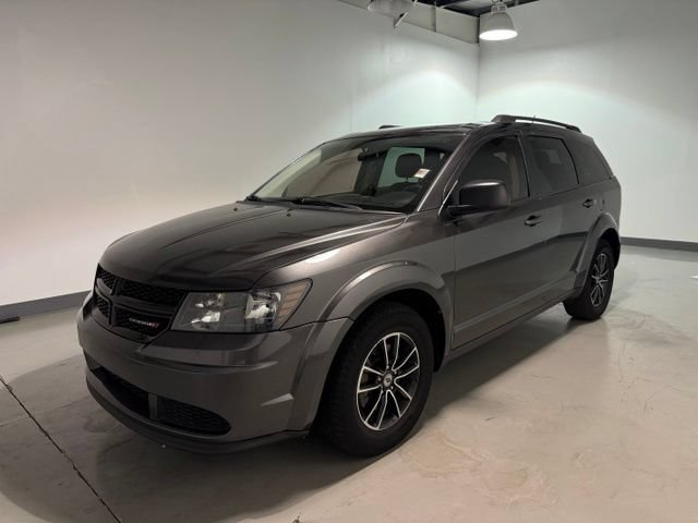 Used 2018 Dodge Journey SE w/ Connectivity Group FWD image 3