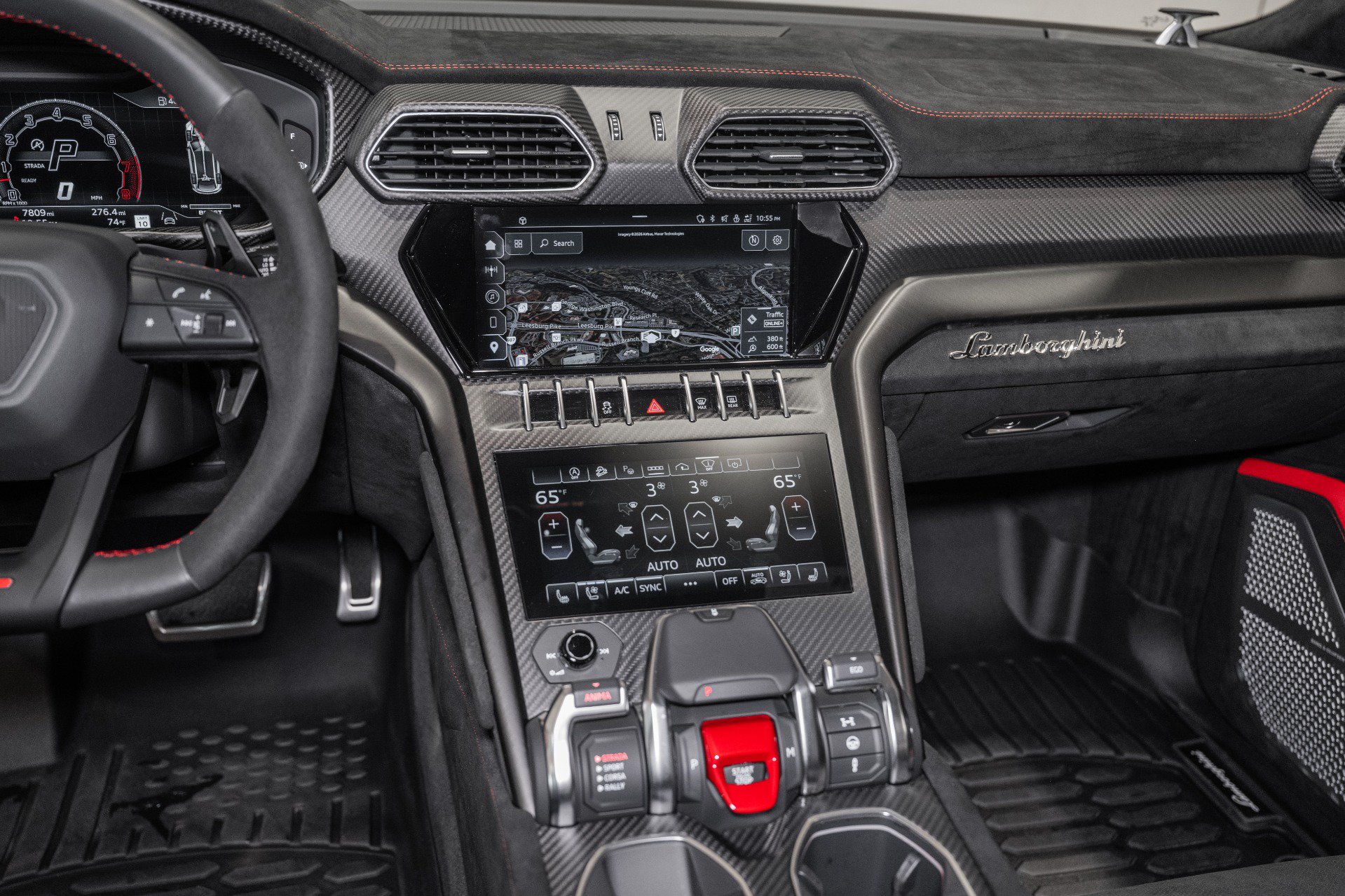 Used 2024 Lamborghini Urus Performante AWD/4WD image 32